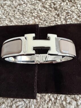 Hermes Enamel Clic H Beige White Narrow Bracelet